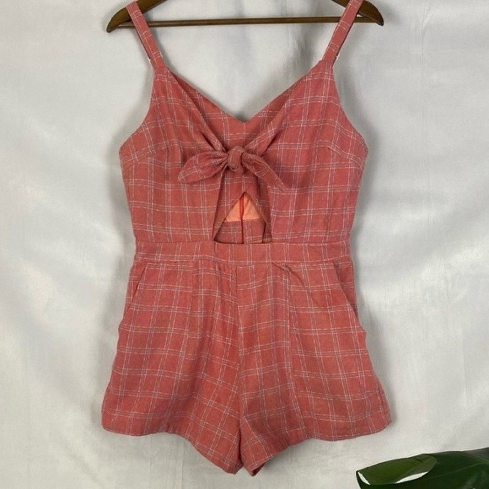 Love Riche Womens Romper One Piece Size large Sleeveless Front Cut Out